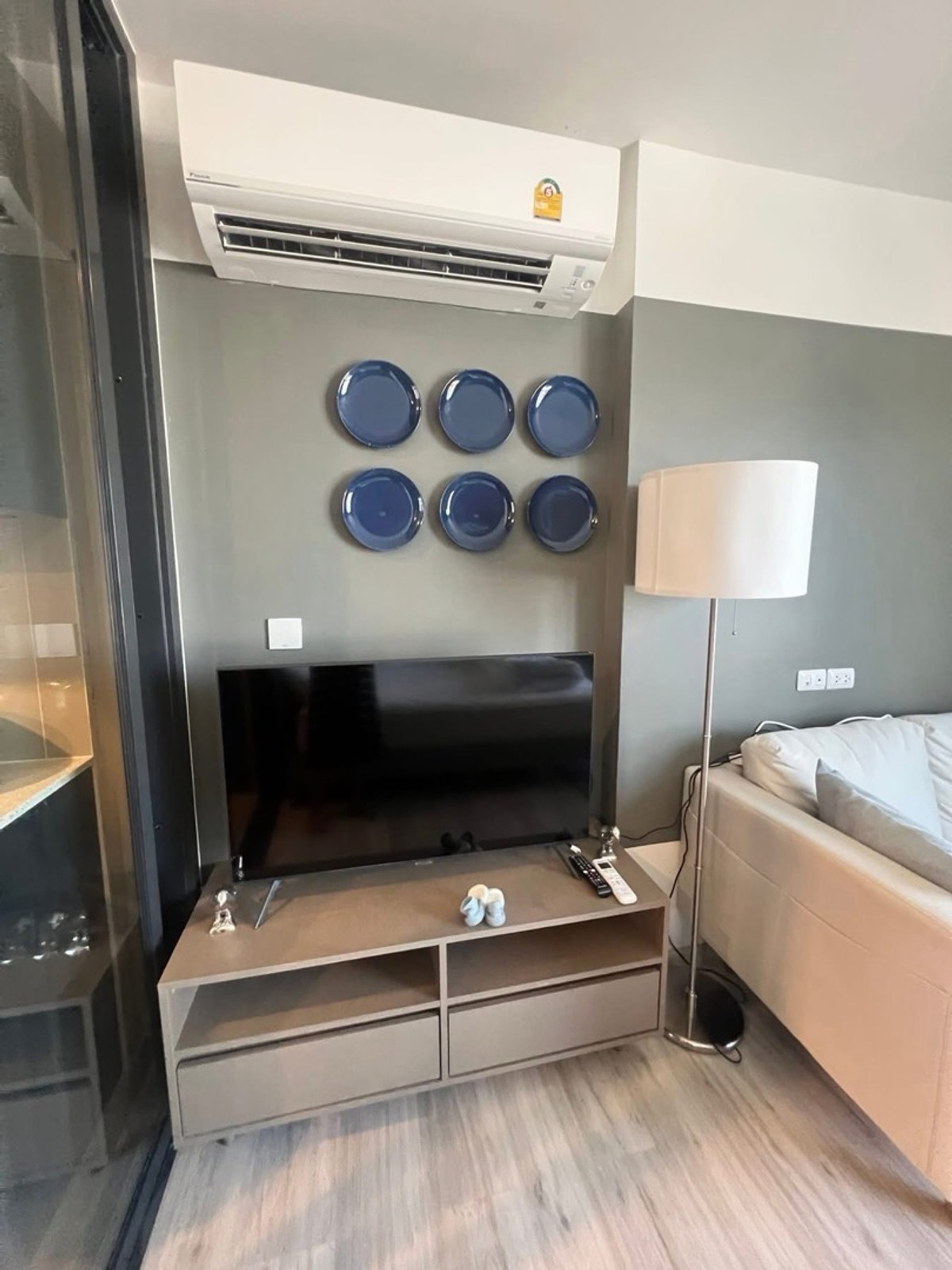 For RentCondoRatchadapisek, Huaikwang, Suttisan : 🌟Condo for rent XT Huai Khwang 
🛌1 Bed 2 Bath🚽