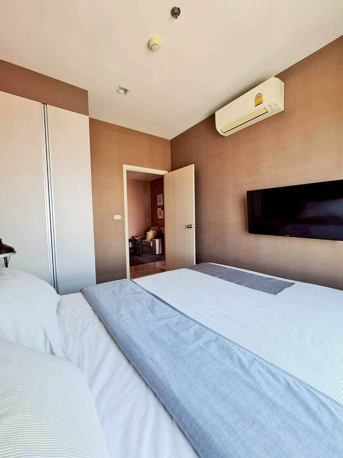 ขายคอนโดสมุทรปราการ สำโรง : ขายคอนโดวิวแม่น้ำเจ้าพระยา Knightsbridge Sky River Ocean ถนนสุขุมวิท ตำบลปากน้ำ อำเภอเมือง สมุทรปราการ ราคา 2,990,000 บาท