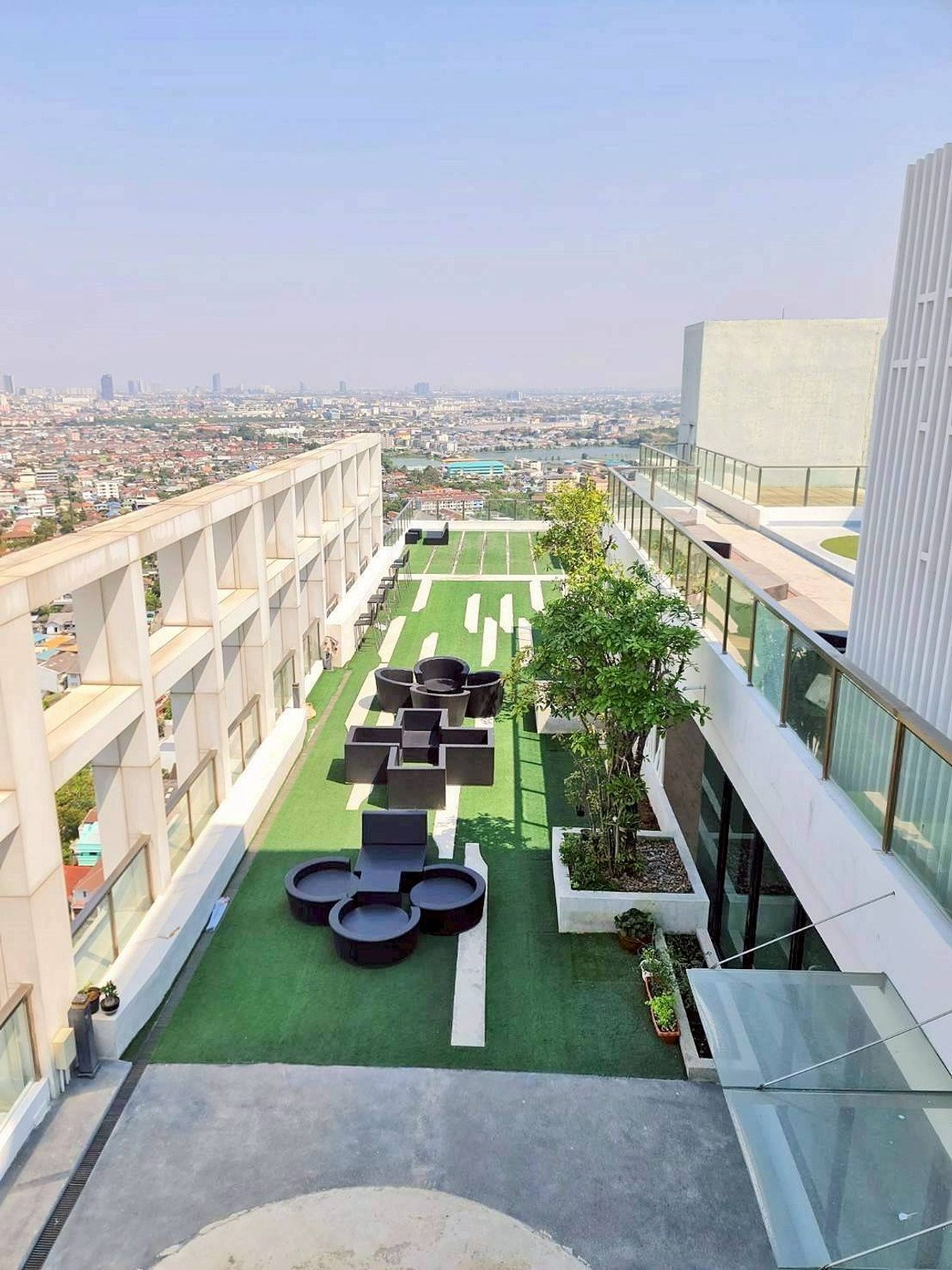 ขายคอนโดสมุทรปราการ สำโรง : ขายคอนโดวิวแม่น้ำเจ้าพระยา Knightsbridge Sky River Ocean ถนนสุขุมวิท ตำบลปากน้ำ อำเภอเมือง สมุทรปราการ ราคา 2,990,000 บาท