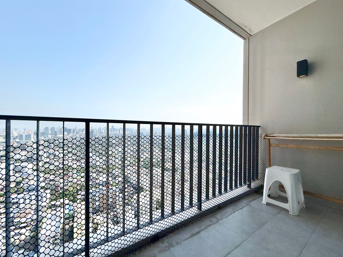 ขายคอนโดลาดพร้าว เซ็นทรัลลาดพร้าว : 🚀 The issara Ladprao - 35ตรม. สตูดิโอ ชั้นสูง วิวโล่ง 092-545-6151 (ทีม)