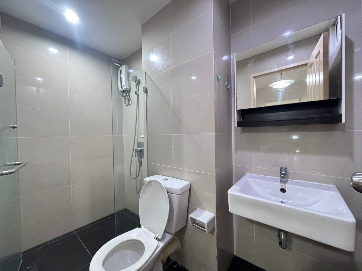 ให้เช่าคอนโดลาดพร้าว เซ็นทรัลลาดพร้าว : Sym Vibha Ladprao ว่างพร้อมให้เช่า 2 bedroom, Fully Furnished , ใกล้ bts,Mrt และตลาดและออฟฟิศมากมาย