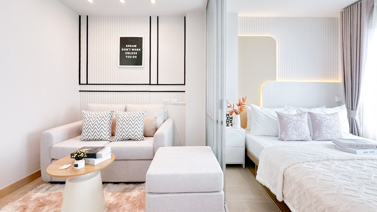 ขายคอนโดอ่อนนุช อุดมสุข : 🍓คอนโดผ่อนหลักพัน🍓 เฟอร์ครบ + เครื่องใช้ไฟฟ้าก็พร้อม ทักแชทมาเลยจ้าา💬🛋️