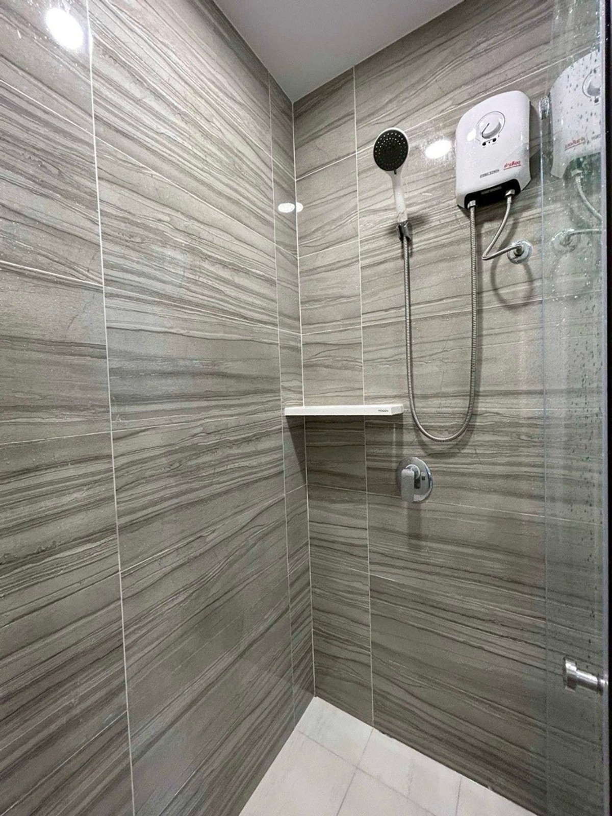 For RentCondoPinklao, Charansanitwong : 💙@condocurator 💙 For rent Supalai Park Yaek FaiChai, fully furnished. There is a washing machine [PM0673]