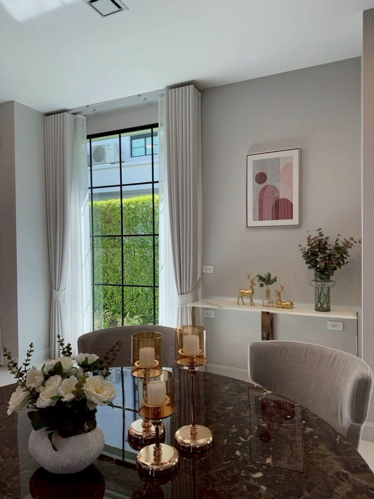 For RentHousePattanakan, Srinakarin : Luxury house for rent, Nantawan Rama 9 - Krungthep Kreetha New Road, 5 bedrooms, 6 bathrooms, near the expressway (Luxury House for Rent – ​​Nantawan Rama 9 (Krungthep Kreetha New Road)