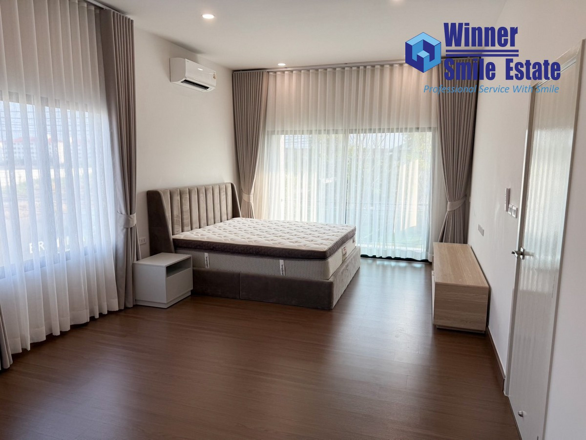 For RentHouseBangna, Bearing, Lasalle : Single house for rent at Britania Bangna - Srivaree, Soi Wat Srivarin Noi, near Mega Bangna. Beautiful house, fully furnished