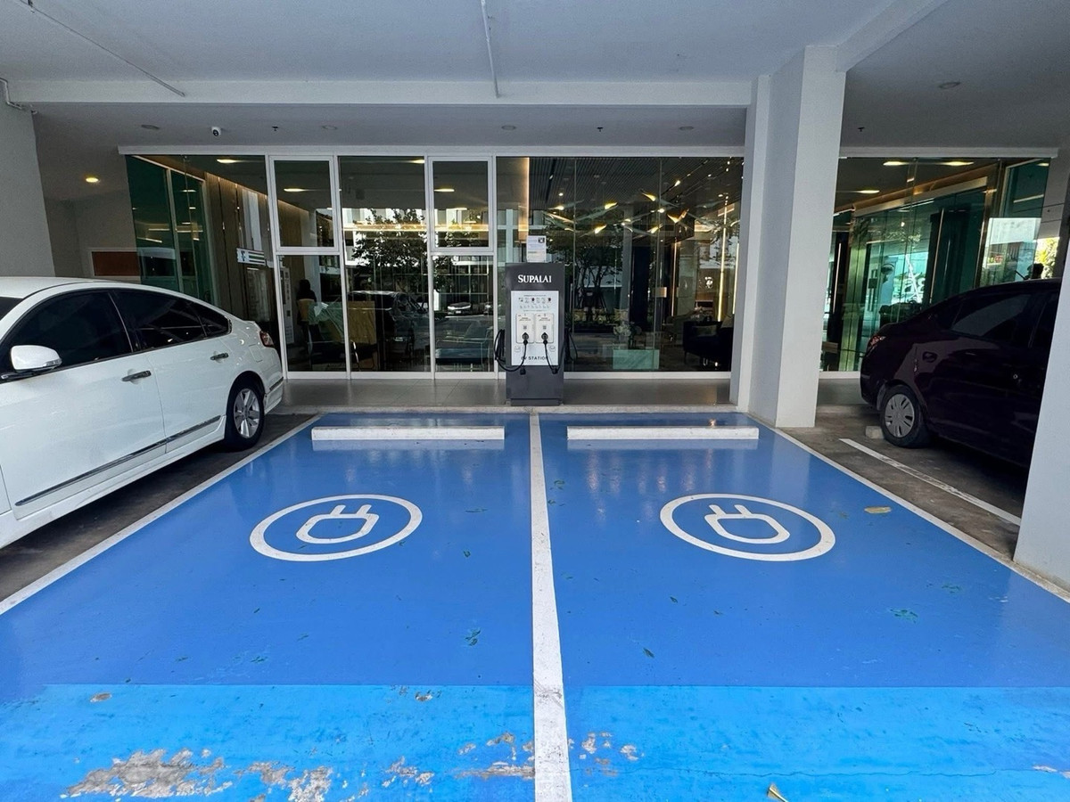 For RentCondoPinklao, Charansanitwong : 💙@condocurator 💙 For rent Supalai Park Yaek FaiChai, fully furnished. There is a washing machine [PM0673]