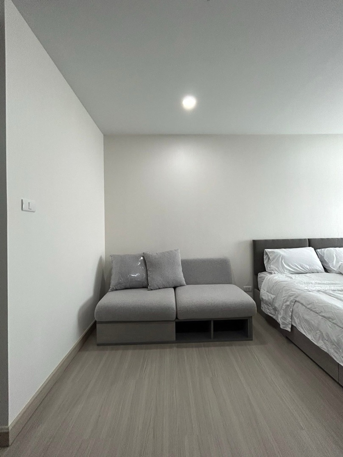 For RentCondoPinklao, Charansanitwong : #Z5027💥 170369 🔥Condo for rent Supalai Park Yaek Fai Chai Station.