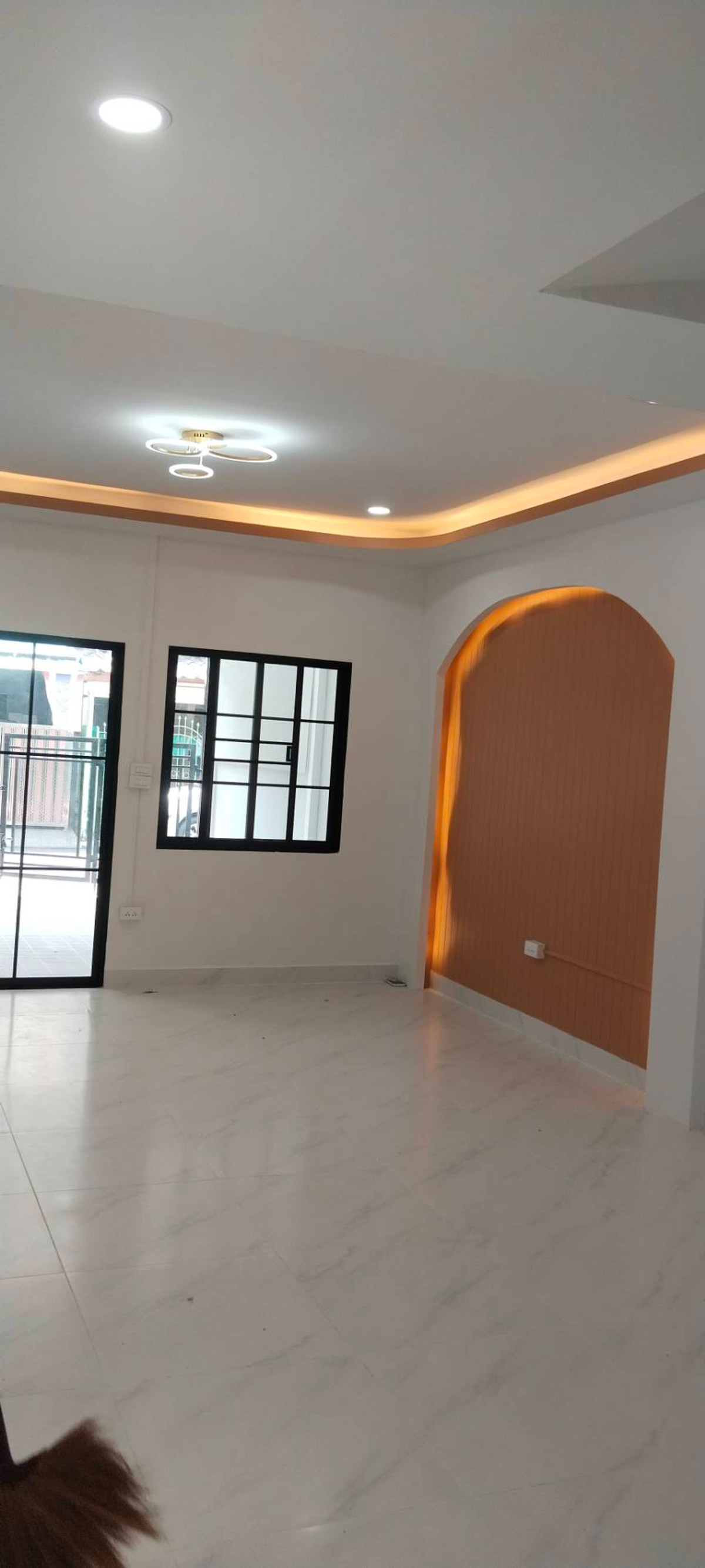 ให้เช่าทาวน์โฮมนวมินทร์ รามอินทรา : ⚡ ให้เช่า ทาวน์โฮม 2 ชั้น ซอย รามอินทรา 119 ใกล้ BTS ขนาด 30 ตร.ว. ⚡