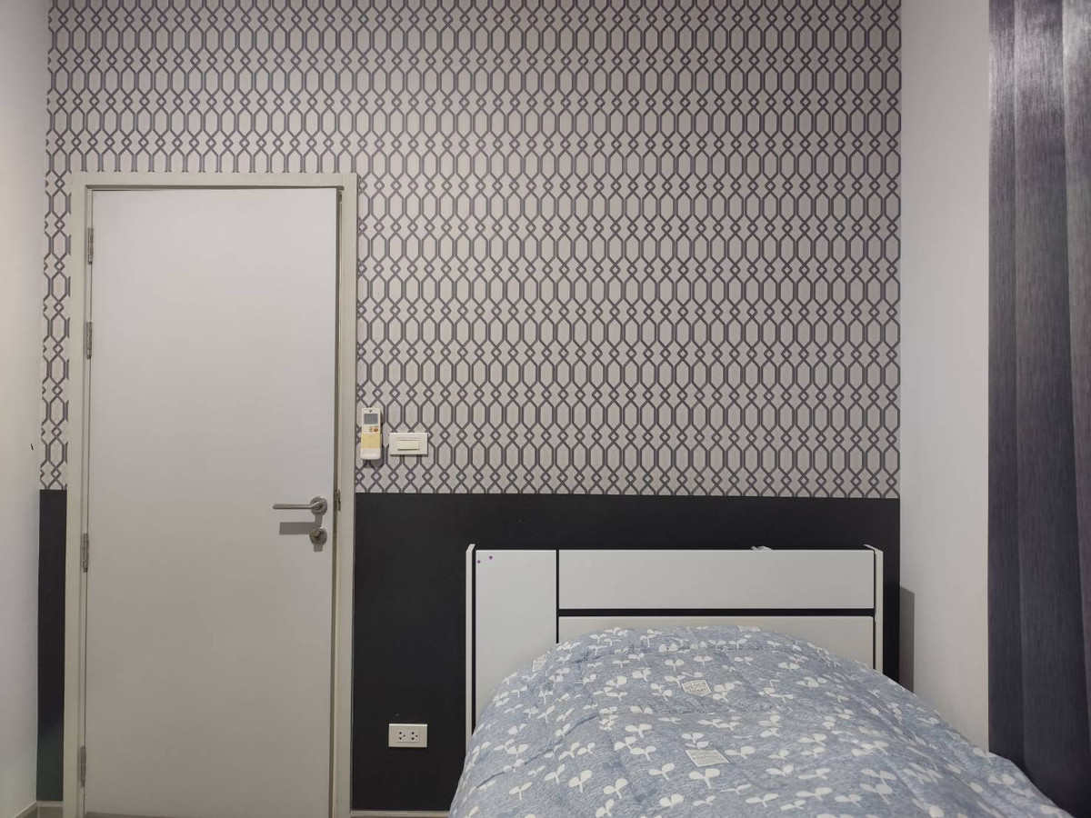 For RentCondoWongwianyai, Charoennakor : ✨ FOR RENT: Stunning Duplex at NYE by Sansiri ✨