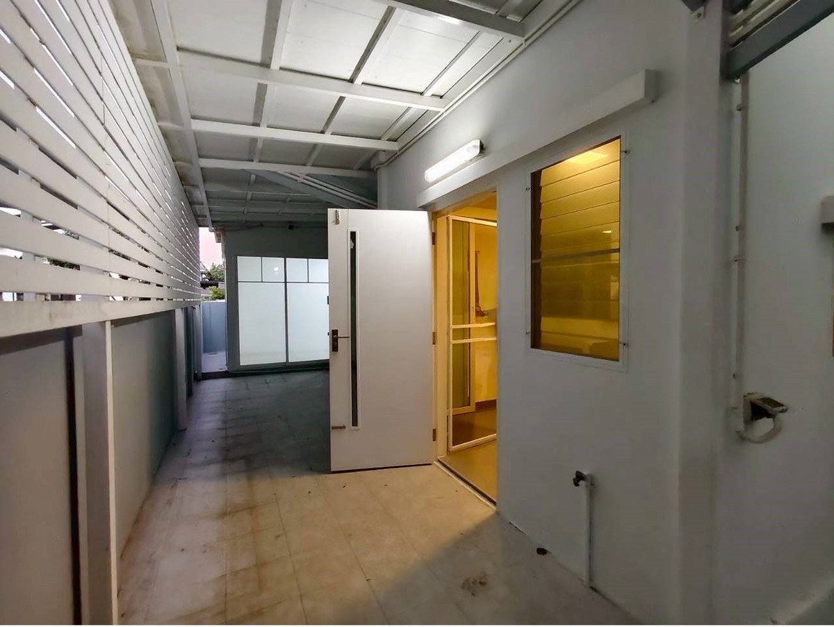 For SaleHousePhutthamonthon, Salaya : 96306 - 2-story detached house for sale and rent, Villaggio Village. Pinklao-Salaya