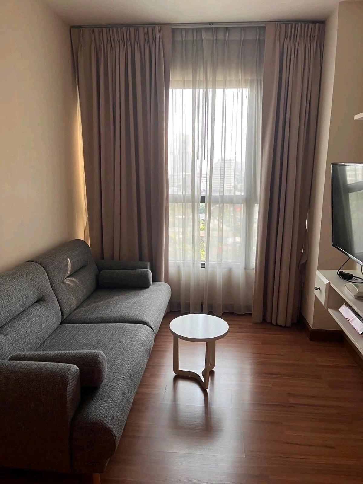 For RentCondoAri,Anusaowaree : 🚝 Near BTS Ari, convenient travel, very good location in the heart of the city.