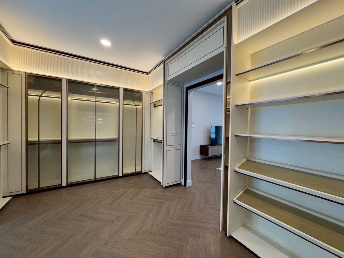 For RentHousePattanakan, Srinakarin : Luxury house for rent, Nantawan Rama 9 - Krungthep Kreetha New Road, 5 bedrooms, 6 bathrooms, near the expressway (Luxury House for Rent – ​​Nantawan Rama 9 (Krungthep Kreetha New Road)