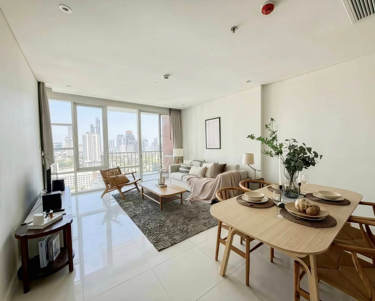 For RentCondoSukhumvit, Asoke, Thonglor : Luxury 2BR Condo Near BTS Ekkamai | Fullerton Sukhumvit | Pet Friendly