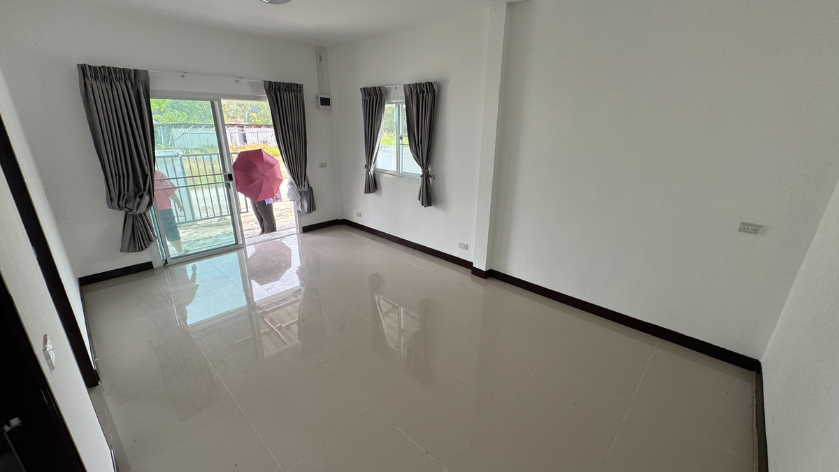 HouseRayong : 🏡 One-story detached house next to a canal, friendly price, close to nature. Line @bzprOperty
