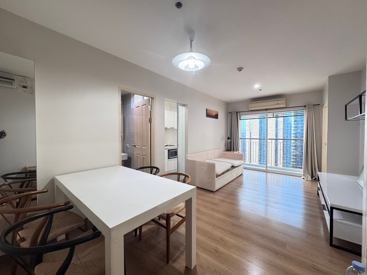 ให้เช่าคอนโดลาดพร้าว เซ็นทรัลลาดพร้าว : Sym Vibha Ladprao ว่างพร้อมให้เช่า 2 bedroom, Fully Furnished , ใกล้ bts,Mrt และตลาดและออฟฟิศมากมาย