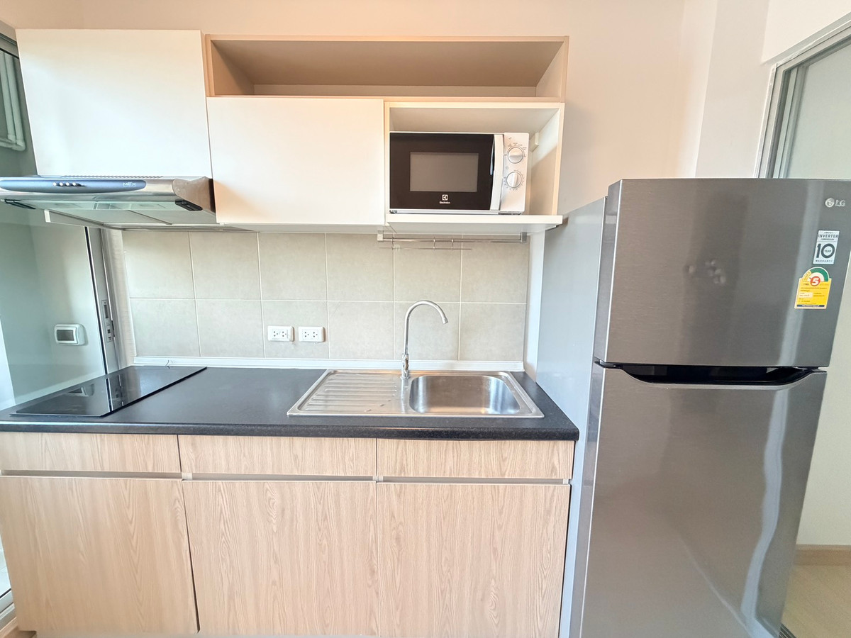 For RentCondoRama9, Petchburi, RCA : Condo for rent near MRT Rama 9 : Supalai Veranda Rama 9 : 1 bedroom | Size 41.5 sq m. | Near KPN Towe only 400 meters.