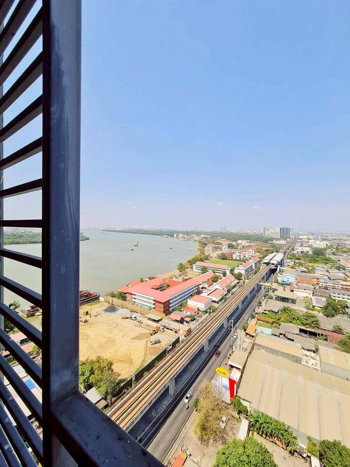 ขายคอนโดสมุทรปราการ สำโรง : ขายคอนโดวิวแม่น้ำเจ้าพระยา Knightsbridge Sky River Ocean ถนนสุขุมวิท ตำบลปากน้ำ อำเภอเมือง สมุทรปราการ ราคา 2,990,000 บาท