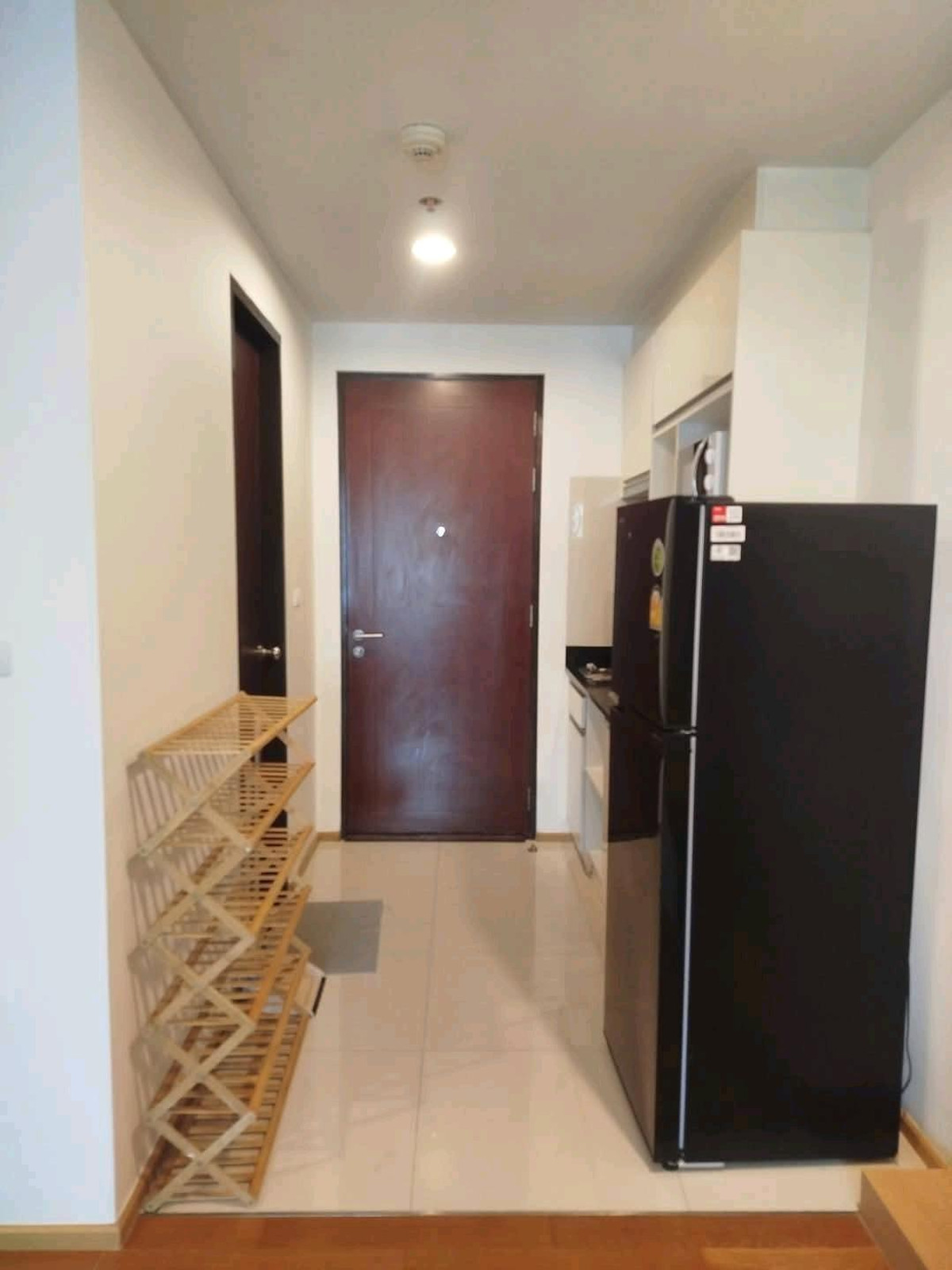 For RentCondoLadprao, Central Ladprao : ✨📍 Prime location "Lat Phrao Intersection", walk directly to BTS / MRT! Ready to move in immediately, beautiful room, fully furnished, location very hard to find!