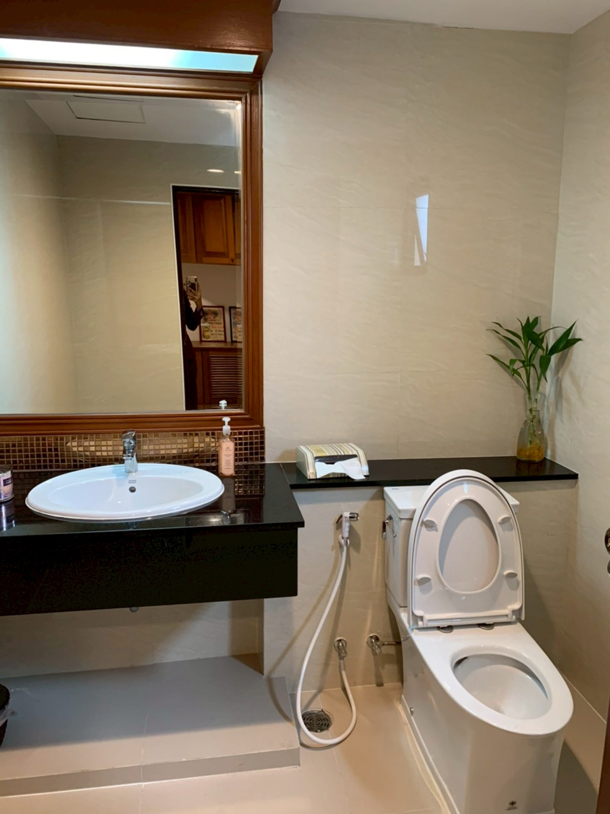 ให้เช่าคอนโดสุขุมวิท อโศก ทองหล่อ : ให้เช่า  GP Grande Tower (Pet Friendly) ราคา 85,000 บาท [NCr260301]