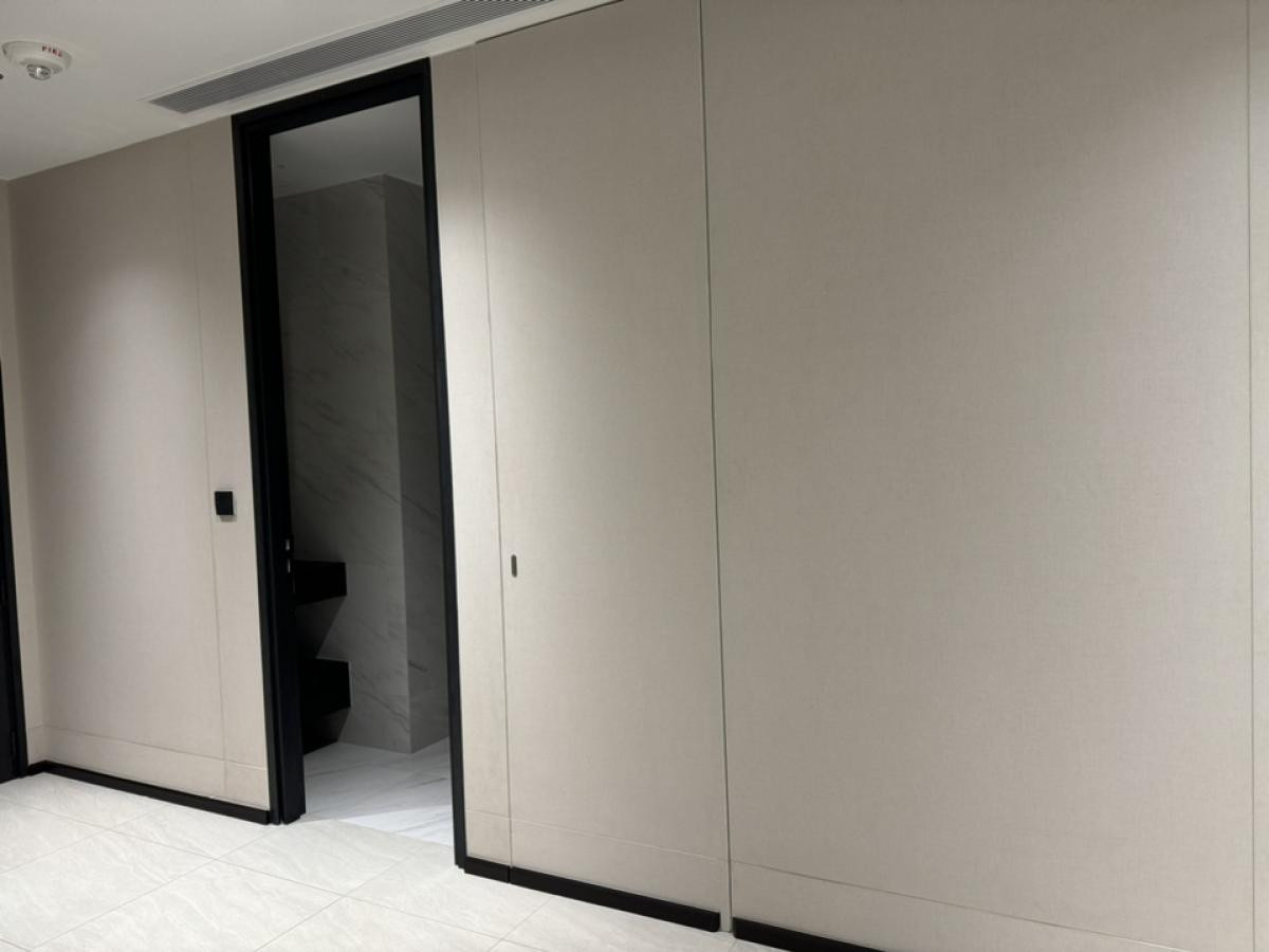 ขายคอนโดสาทร นราธิวาส :  Tait Sathorn 12 / 1 Bedroom (FOR SALE), เทตต์ สาทร ทเวลฟ์ / 1 ห้องนอน (ขาย) PT060