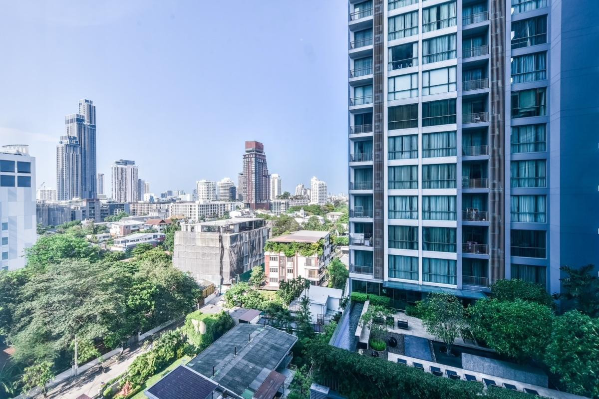 For SaleCondoSukhumvit, Asoke, Thonglor : 🏙️ Noble Refine Phrom Phong | 2 Bedrooms, Corner Unit, Large Layout Near BTS (180 m) | Price 13.2 MB 📞 065-626-5636 (Kie)