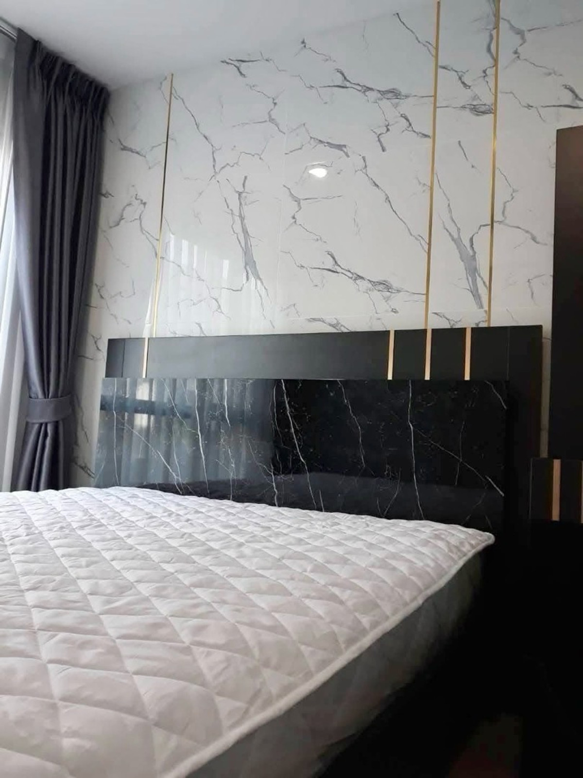 ให้เช่าคอนโดวิภาวดี ดอนเมือง หลักสี่ : 📍โครงการ : รีช พหลโยธิน 52
🚝 ใกล้ : BTS สถานีสะพานใหม่ 400 เมตร
💵 ราคาเช่า : 10,500 บาท / เดือน