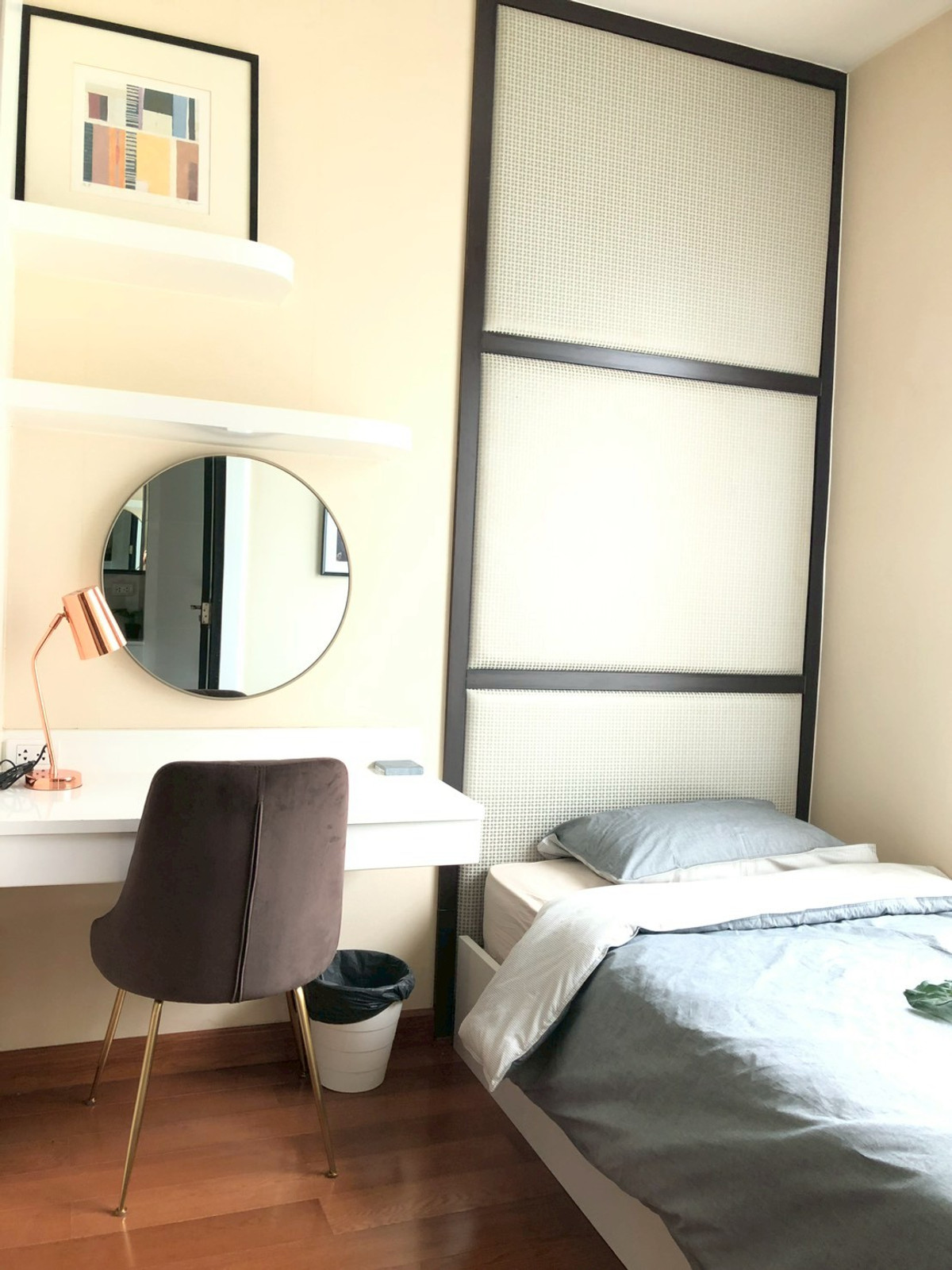 For RentCondoWitthayu, Chidlom, Langsuan, Ploenchit : !! Beautiful room for rent, Condo The Address Chidlom, near BTS Chidlom.