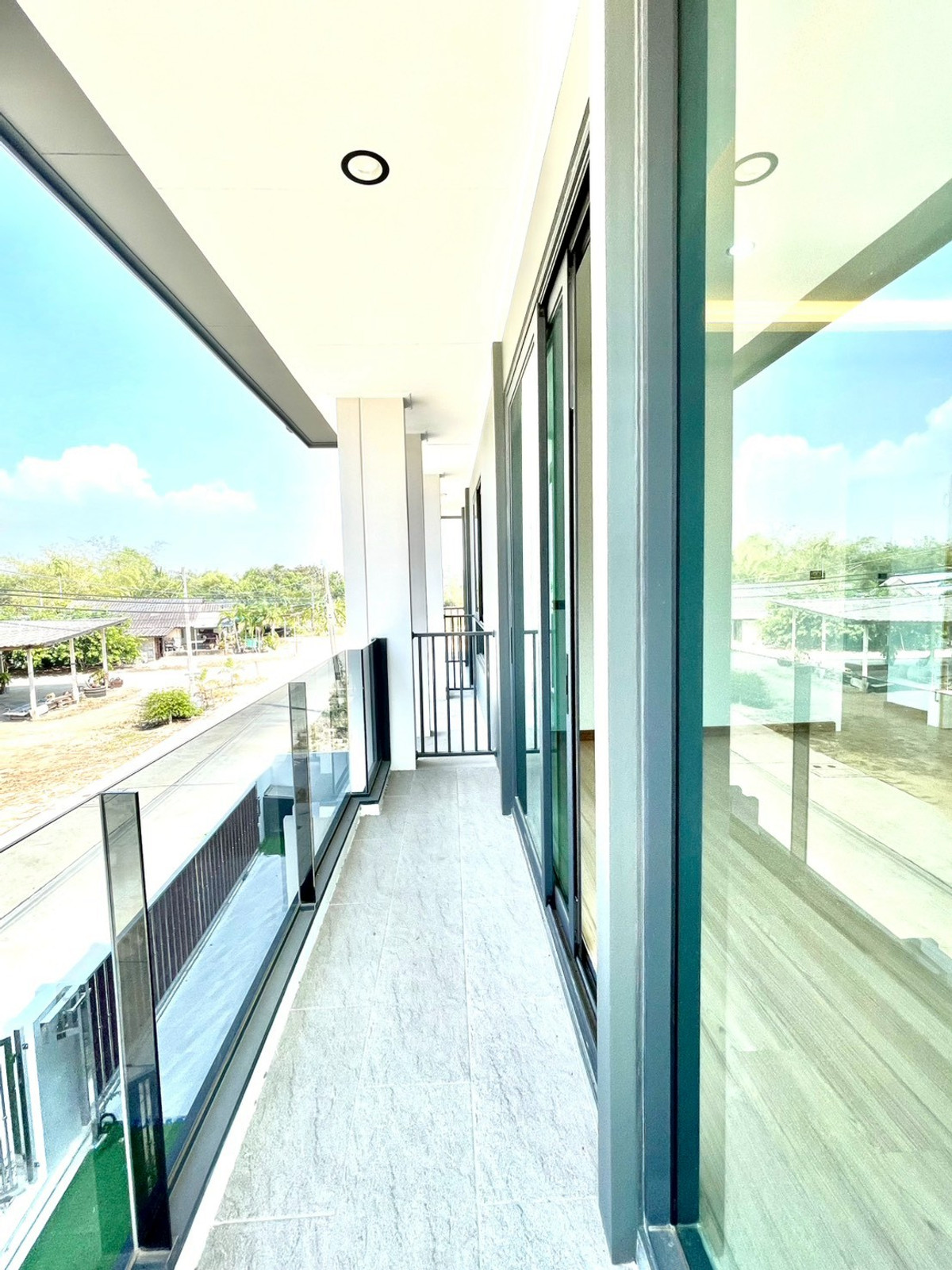 For SaleHousePattaya, Bangsaen, Chonburi : Detached House 57 Sq.w. behind Wat Takian Tia / 4 Bedrooms (FOR SALE) BEWN106