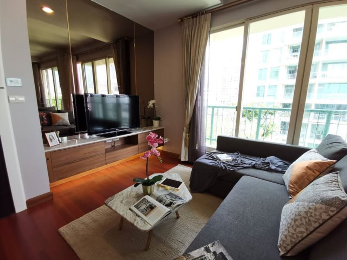 For RentCondoWitthayu, Chidlom, Langsuan, Ploenchit : !! Beautiful room for rent, Condo The Address Chidlom, near BTS Chidlom.