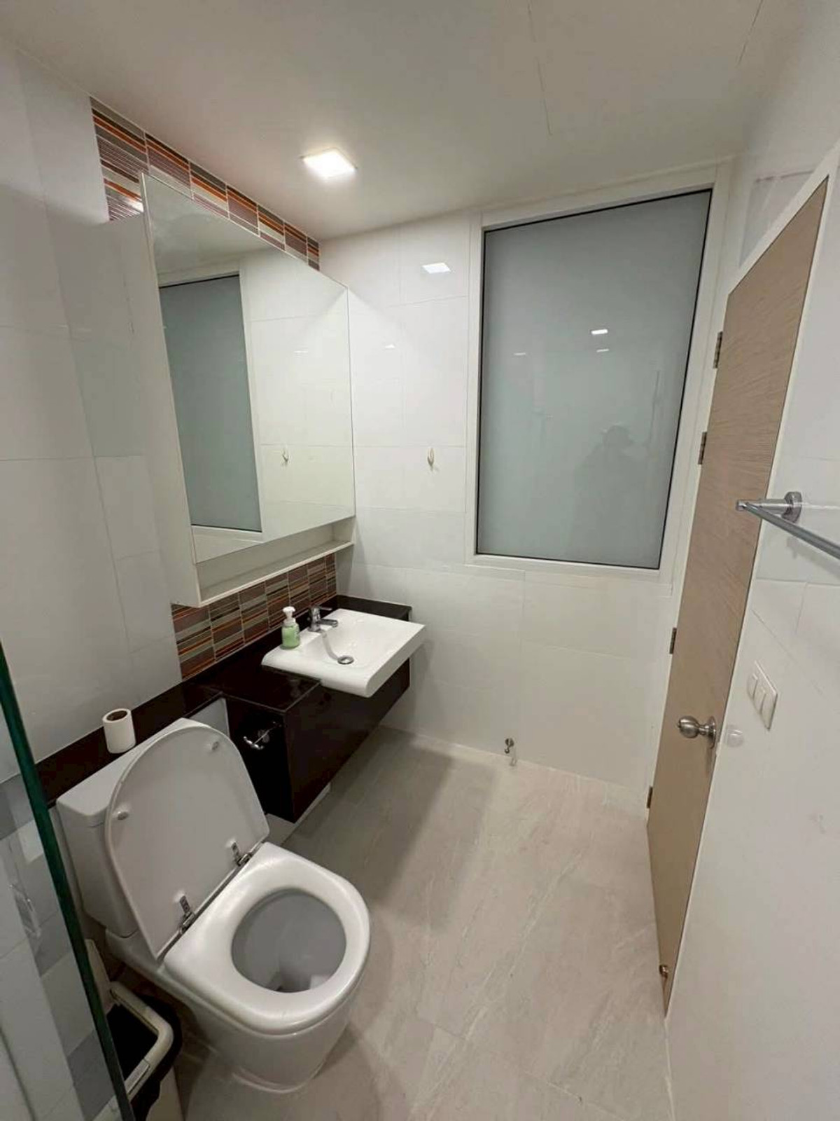 ให้เช่าคอนโดบางนา แบริ่ง ลาซาล : ✅ CBK119 ✅ Line : @p2nproperty