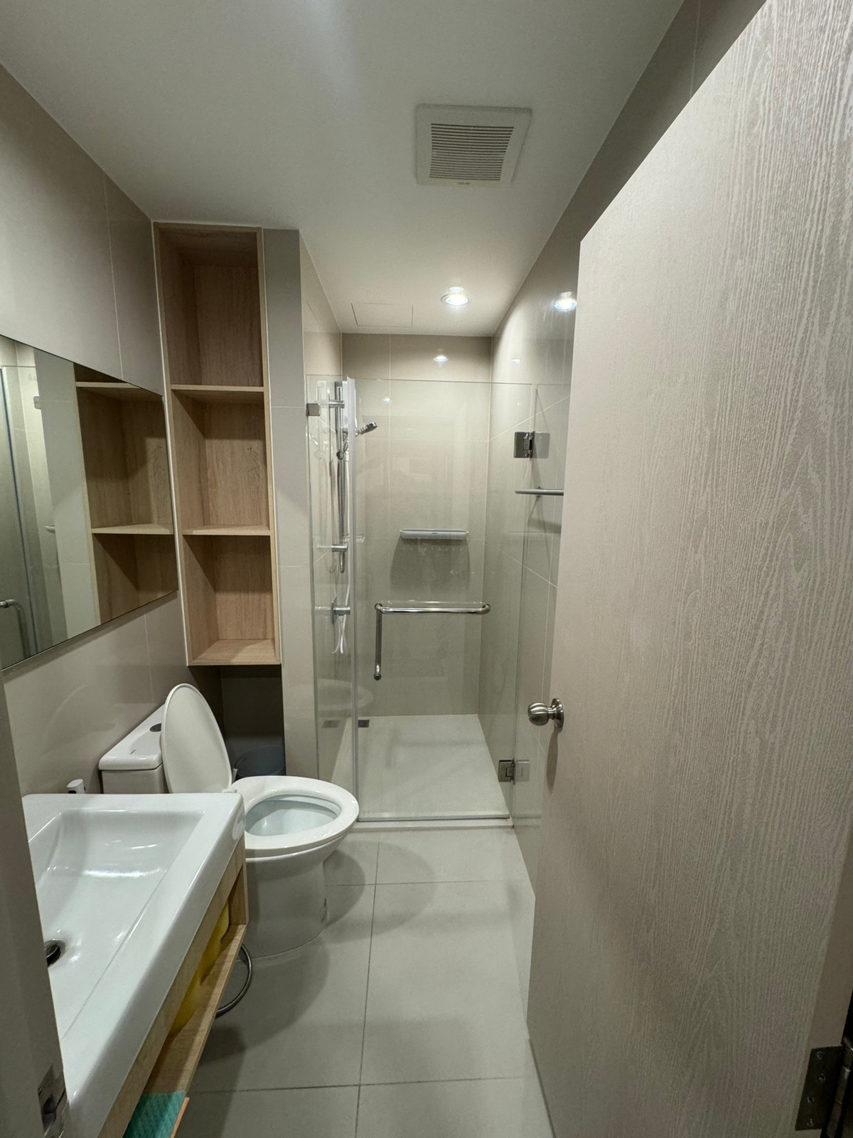 For RentCondoPattanakan, Srinakarin : 💥CP-10457💥Nue Noble Srinakarin - Lasalle👉Line : @accessliving