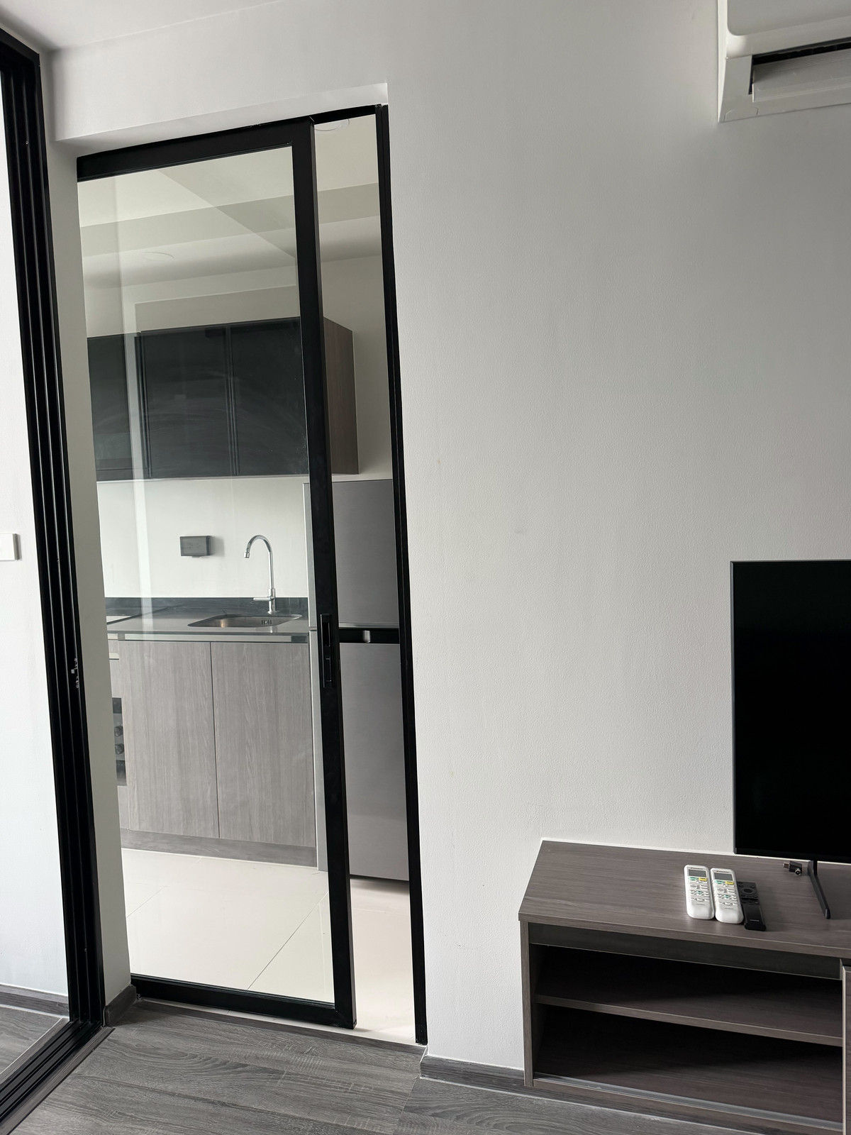 For RentCondoLadprao, Central Ladprao : The origin Lat Phrao 15, very new room, good price too.