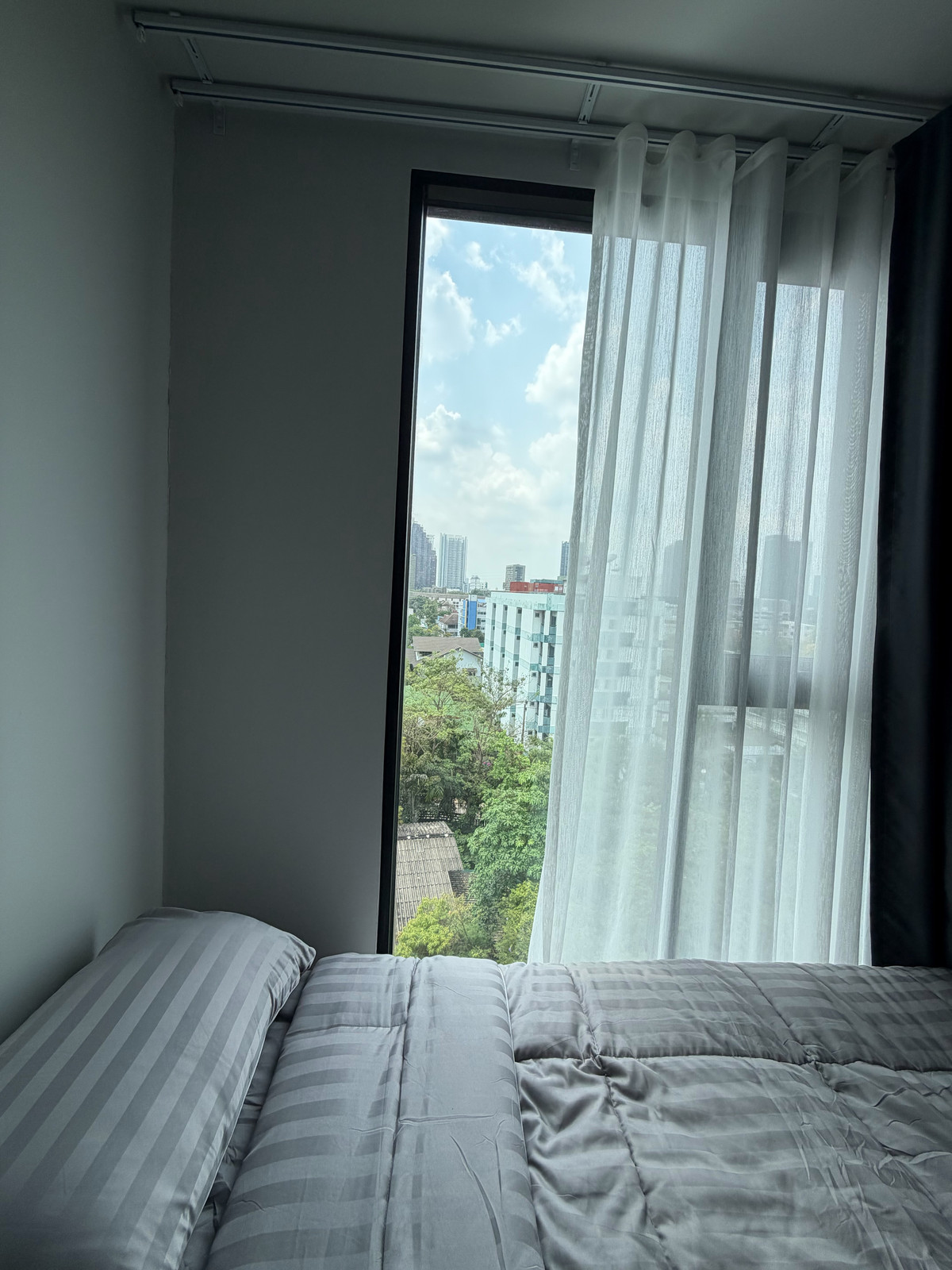 For RentCondoLadprao, Central Ladprao : The origin Lat Phrao 15, very new room, good price too.