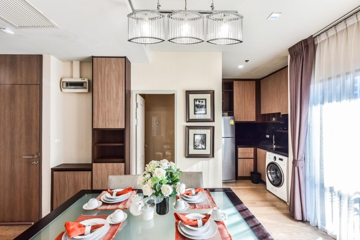 For SaleCondoSukhumvit, Asoke, Thonglor : 🏙️ Noble Refine Phrom Phong | 2 Bedrooms, Corner Unit, Large Layout Near BTS (180 m) | Price 13.2 MB 📞 065-626-5636 (Kie)