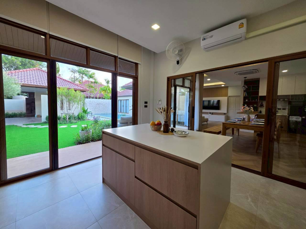 For RentHousePattaya, Bangsaen, Chonburi : 🔥 Luxury Pool Villa for Rent in Huay Yai | Balina 3 | 4 Bedrooms | Private Pool | 120,000 THB/Month 🔥