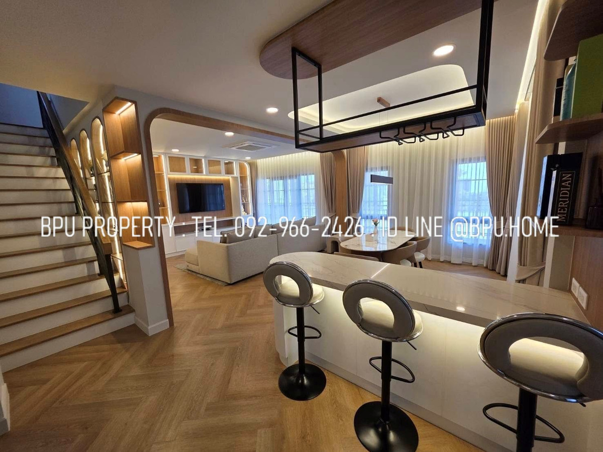 ให้เช่าบ้านบางนา แบริ่ง ลาซาล : ** ให้เช่าบ้านเดี่ยว 4 ห้องนอน ** Centro บางนา ใกล้ เมกะบางนา (โครงการใหม่ เฟส 2)