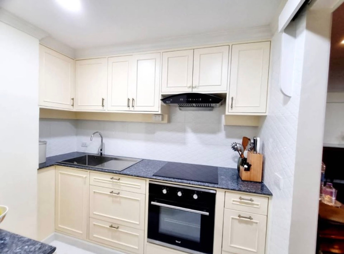 For SaleCondoPattanakan, Srinakarin : Flora Ville / 2 Bedrooms (FOR SALE), Flora Ville / 2 Bedrooms (For Sale) NONT110