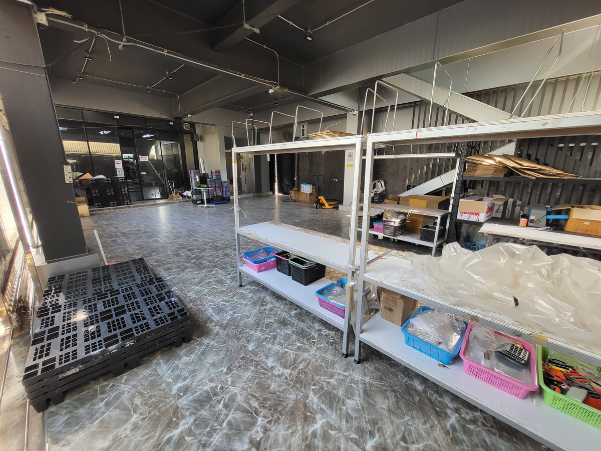 ขายทาวน์โฮมพระราม 3 สาธุประดิษฐ์ : (ราคาต่ำตลาด) 🏠✨  Jade Praise Sathorn - Rama 3 (เจด ไพรสซ์ สาทร พระราม 3 ) | ขายบ้านทำเลดี เดินทางง่าย ทางด่วนใกล้  (HBH-ST-243)