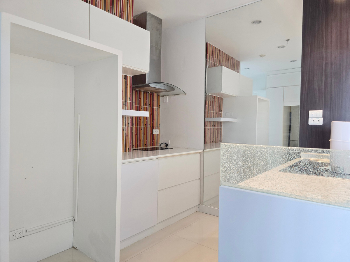 For SaleCondoRatchathewi,Phayathai : (Urgent sale) 🏠✨ Baan Klang Krung Siam-Pathumwan | Condo for sale, 2 bedrooms, large room, prime location, convenient travel (HBH-ST-242)