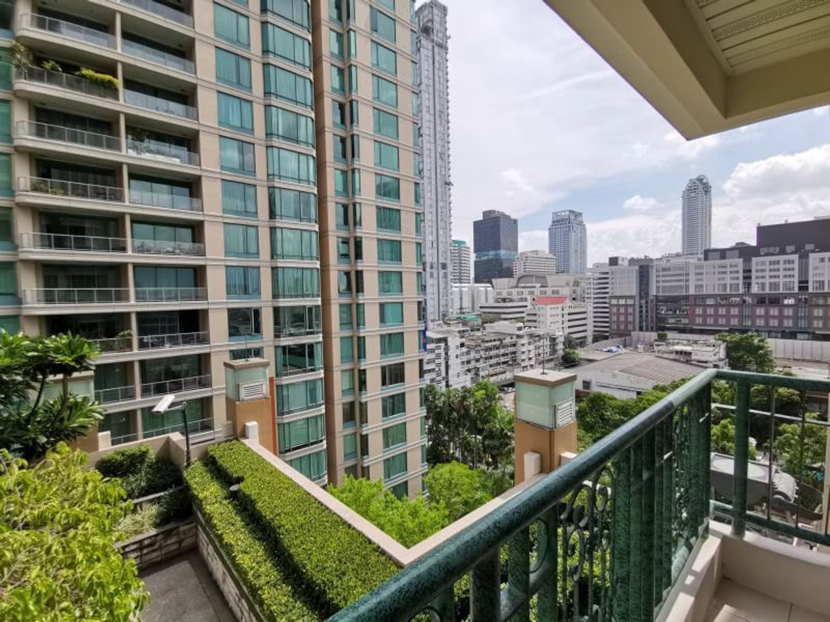 For RentCondoWitthayu, Chidlom, Langsuan, Ploenchit : !! Beautiful room for rent, Condo The Address Chidlom, near BTS Chidlom.