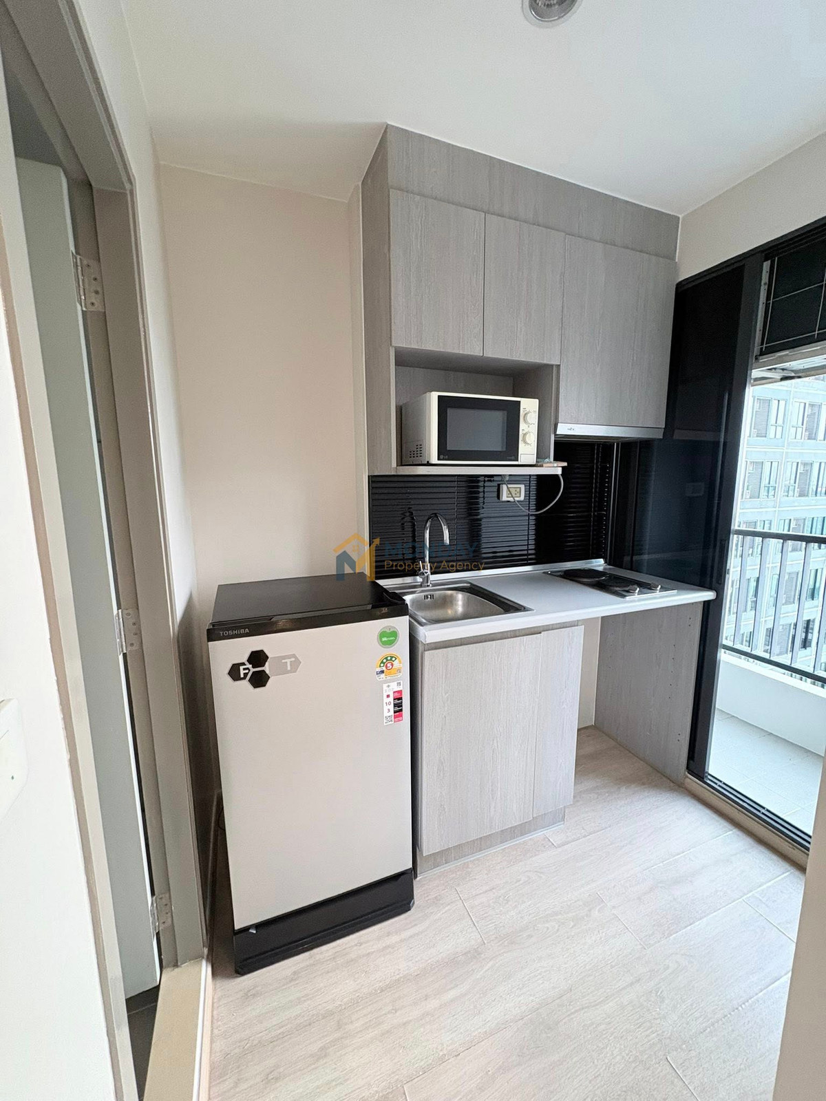 For SaleCondoThaphra, Talat Phlu, Wutthakat : 🔥 Cancellation Alert! This price is unbeatable! Ideo Sathorn - Tha Phra Condo, Ready to Transfer 🔥 MD-26028598