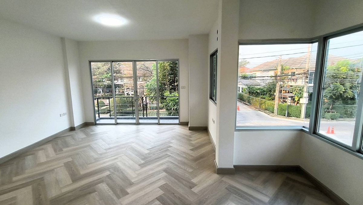 ขายบ้านนวมินทร์ รามอินทรา : ไลฟ์ บางกอก บลูเลอวาร์ด รามอินทรา 23 / 3 ห้องนอน (ขาย), Life Bangkok Boulevard Ramintra 23 / 3 Bedrooms (FOR SALE) DIT050