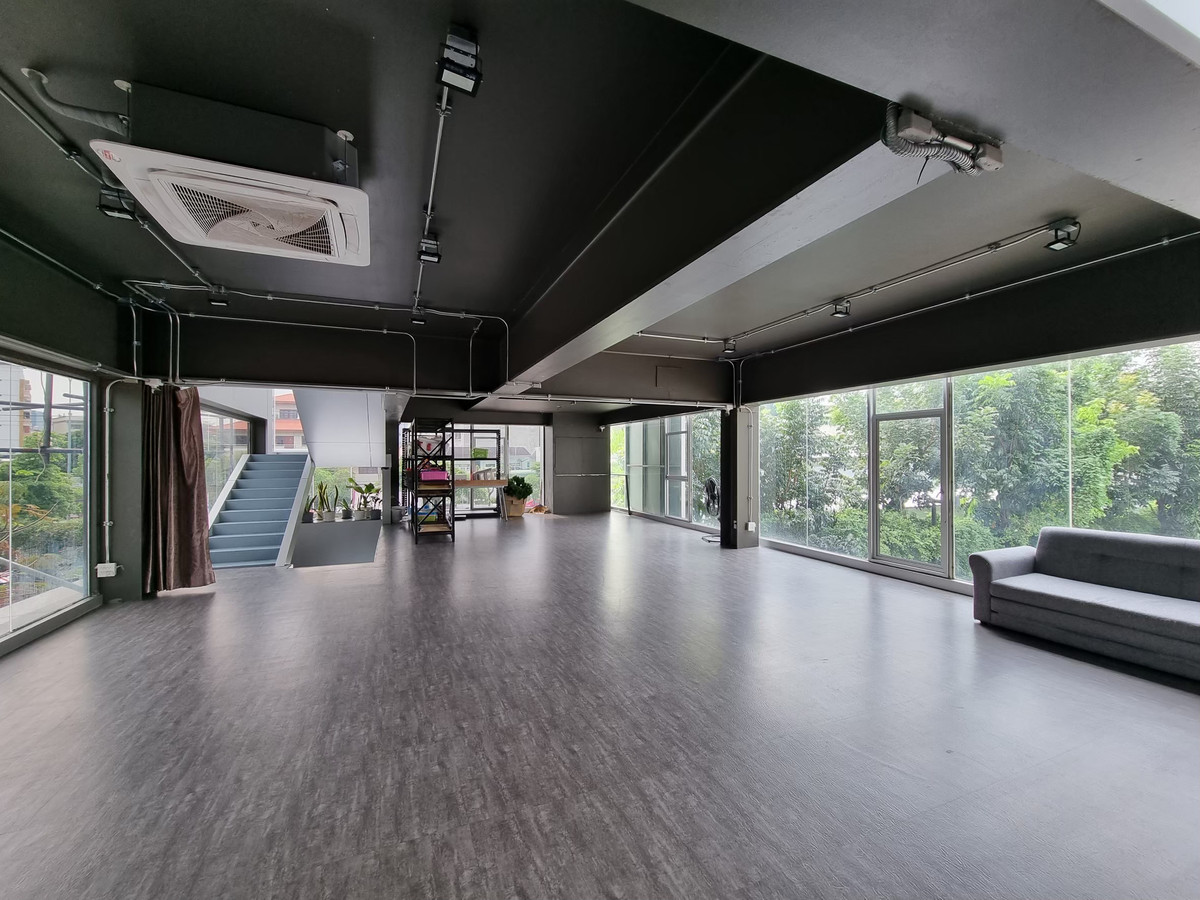 ขายทาวน์โฮมพระราม 3 สาธุประดิษฐ์ : (ราคาต่ำตลาด) 🏠✨  Jade Praise Sathorn - Rama 3 (เจด ไพรสซ์ สาทร พระราม 3 ) | ขายบ้านทำเลดี เดินทางง่าย ทางด่วนใกล้  (HBH-ST-243)