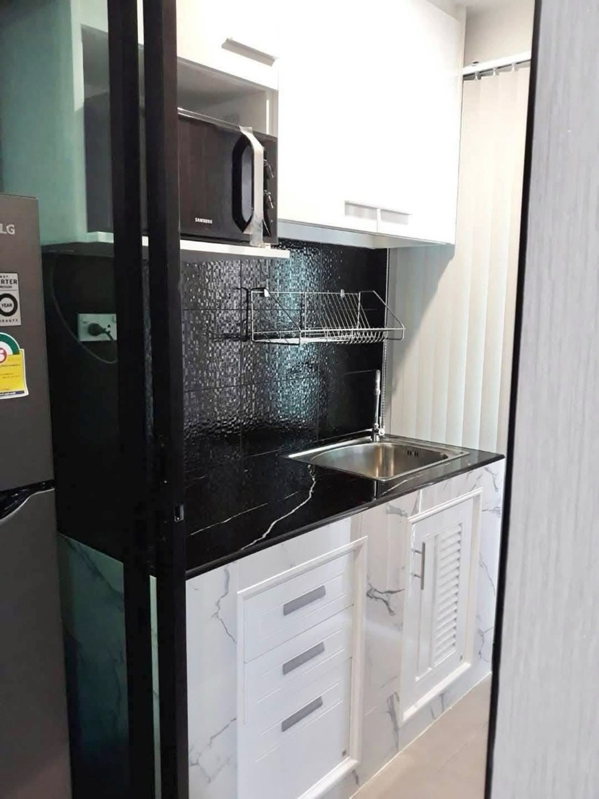 ให้เช่าคอนโดวิภาวดี ดอนเมือง หลักสี่ : 📍โครงการ : รีช พหลโยธิน 52
🚝 ใกล้ : BTS สถานีสะพานใหม่ 400 เมตร
💵 ราคาเช่า : 10,500 บาท / เดือน