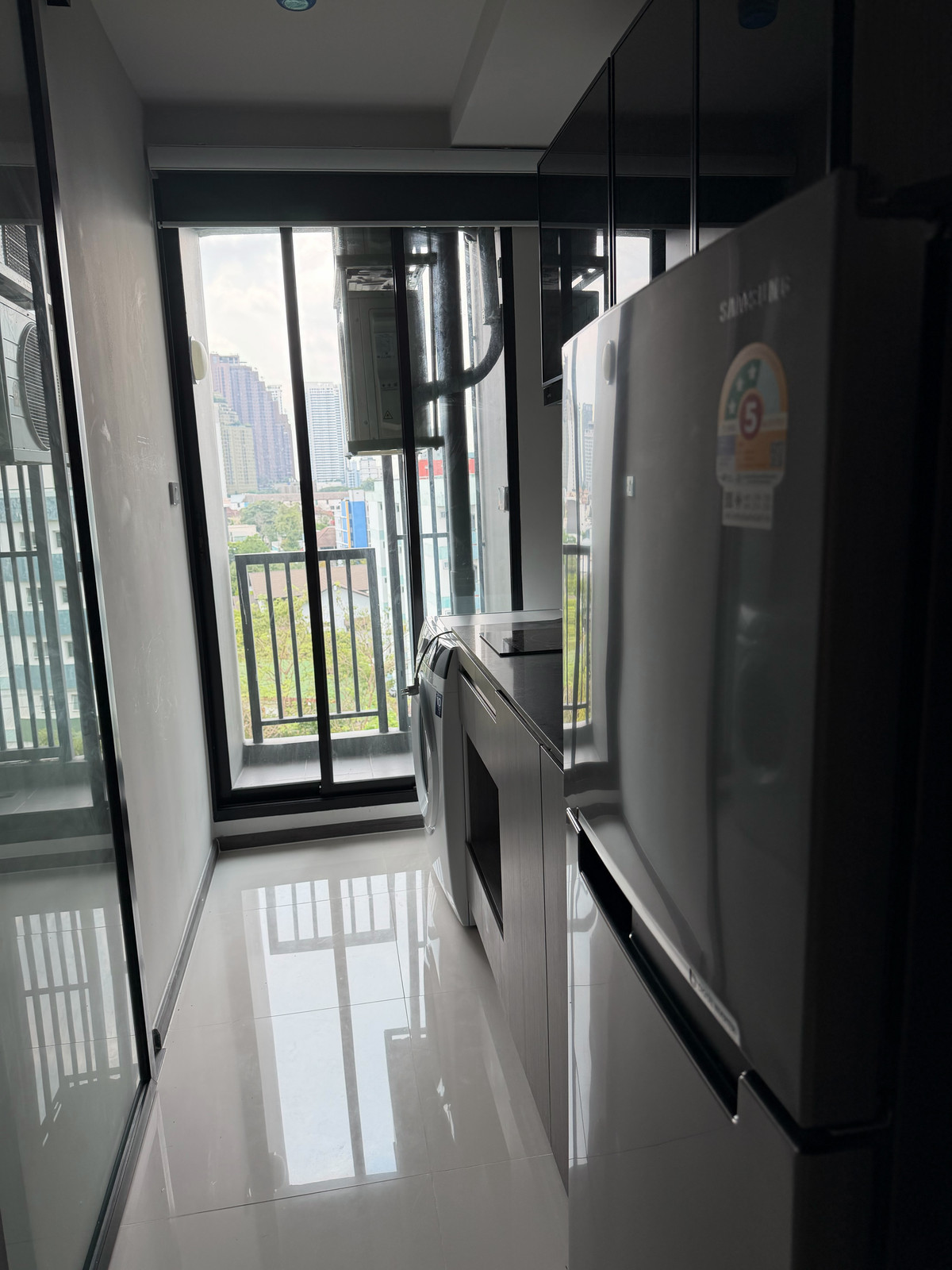 For RentCondoLadprao, Central Ladprao : The origin Lat Phrao 15, very new room, good price too.