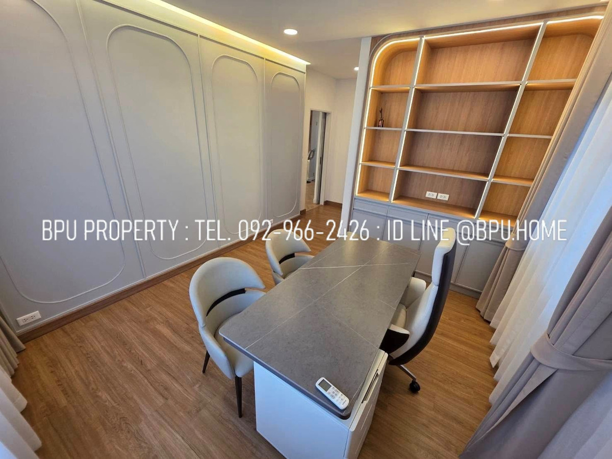 ให้เช่าบ้านบางนา แบริ่ง ลาซาล : ** ให้เช่าบ้านเดี่ยว 4 ห้องนอน ** Centro บางนา ใกล้ เมกะบางนา (โครงการใหม่ เฟส 2)