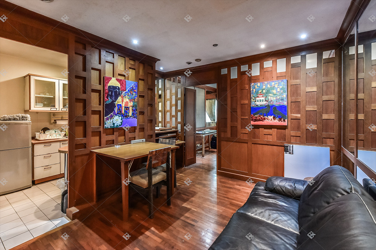 For SaleCondoWitthayu, Chidlom, Langsuan, Ploenchit : 🏙 Prime CBD Living at Baan Ploenchit near Bts Phloen Chit