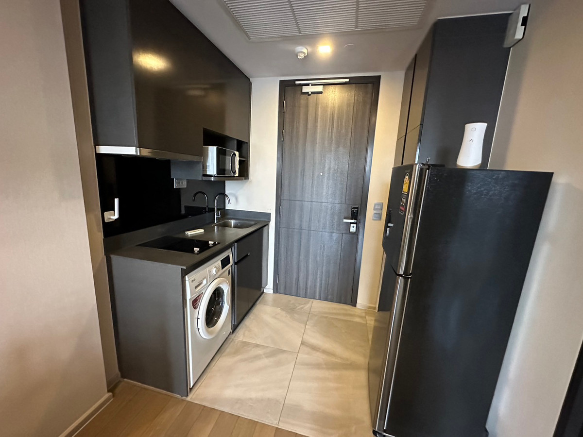 CondoSukhumvit, Asoke, Thonglor : Condo for rent and sell Ashton Asoke Best Price! Ready to move in!!