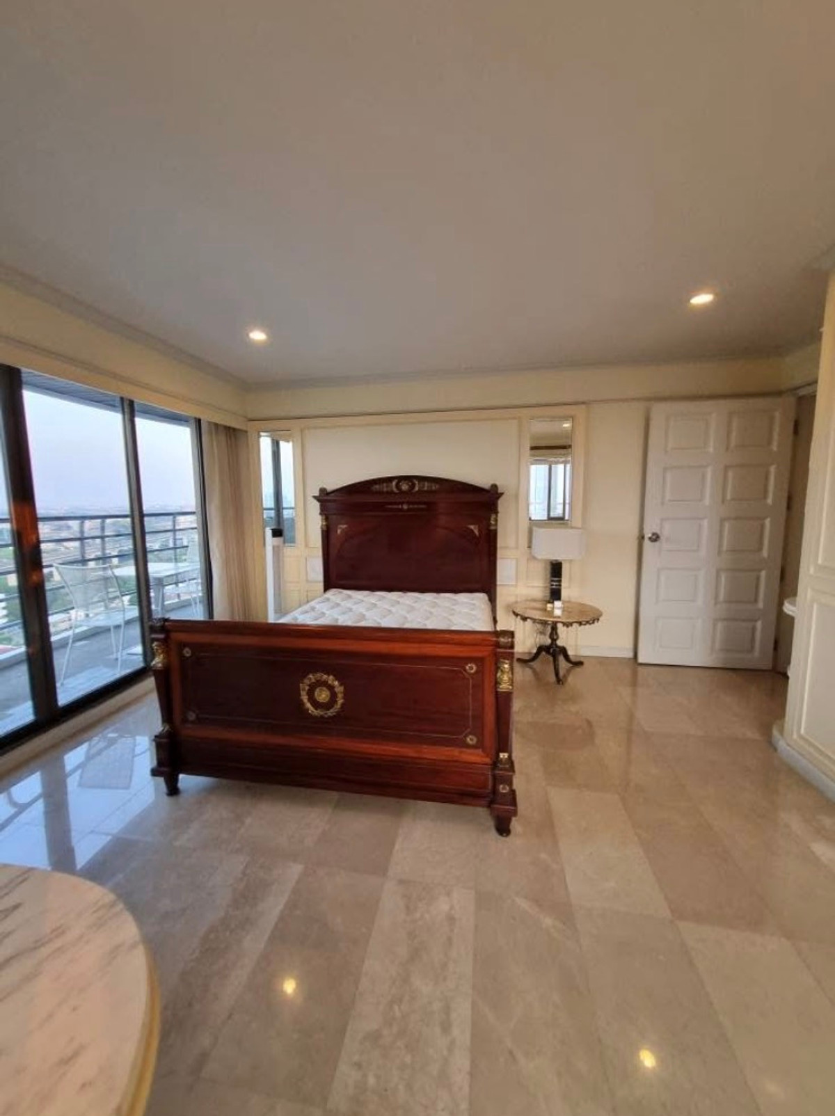 For SaleCondoPattanakan, Srinakarin : Flora Ville / 2 Bedrooms (FOR SALE), Flora Ville / 2 Bedrooms (For Sale) NONT110