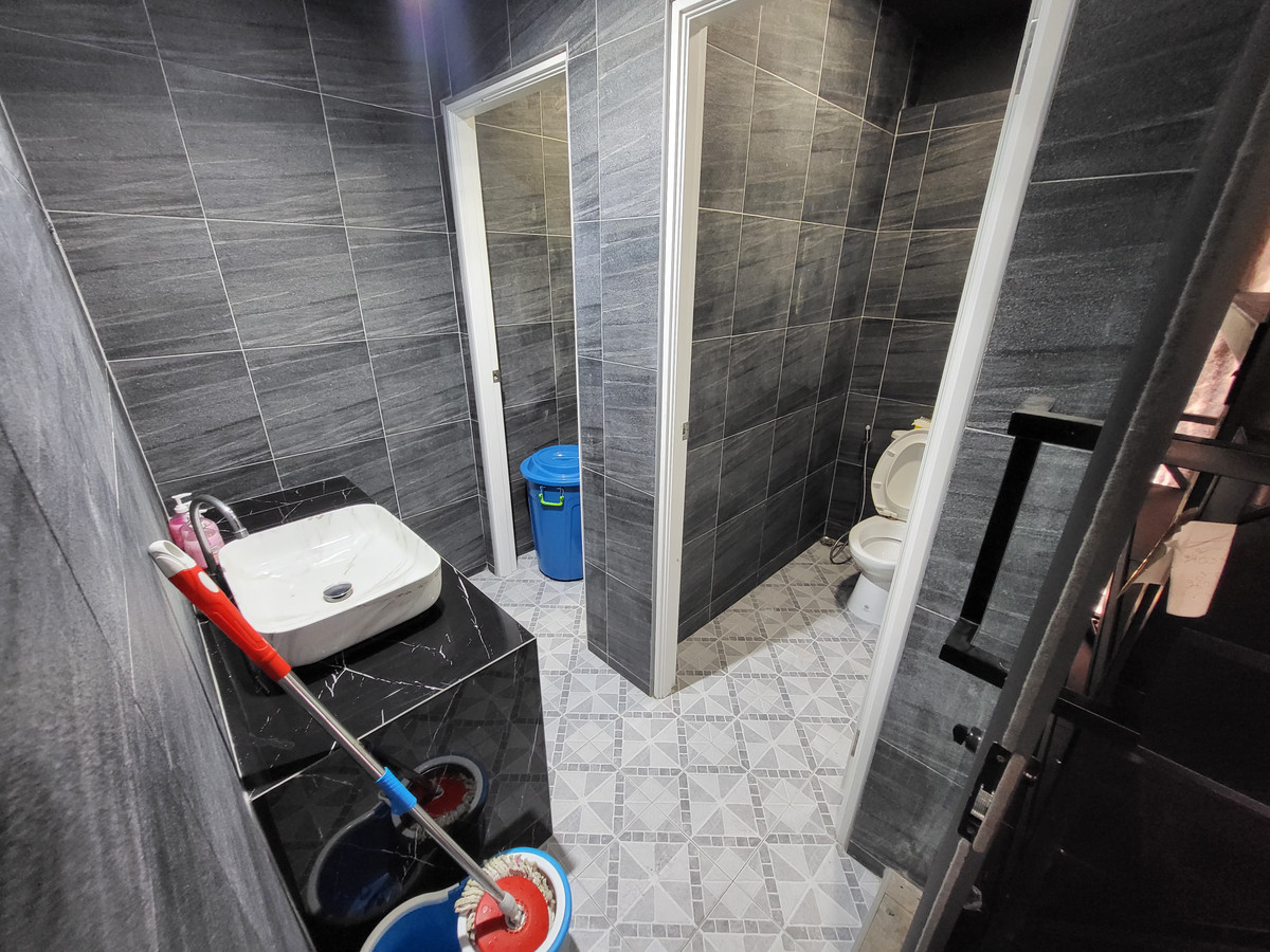 ขายทาวน์โฮมพระราม 3 สาธุประดิษฐ์ : (ราคาต่ำตลาด) 🏠✨  Jade Praise Sathorn - Rama 3 (เจด ไพรสซ์ สาทร พระราม 3 ) | ขายบ้านทำเลดี เดินทางง่าย ทางด่วนใกล้  (HBH-ST-243)